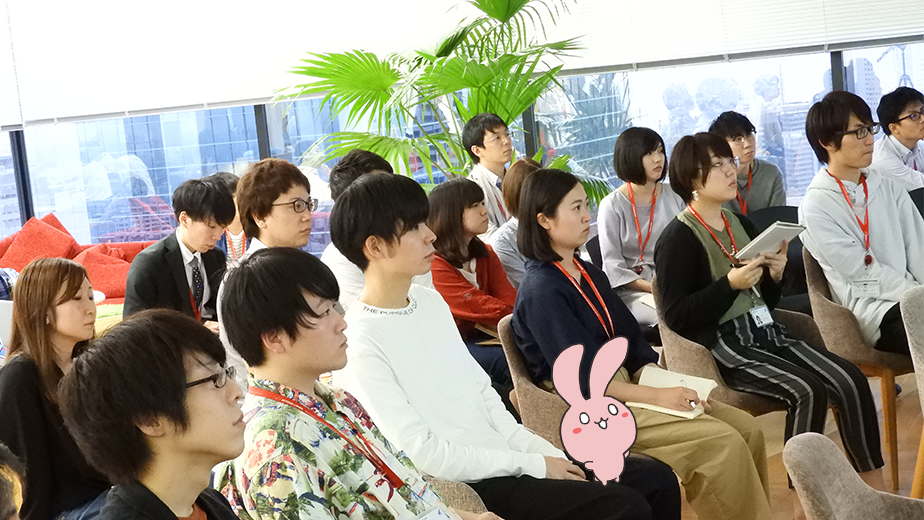 テックラウンジVol.69(6月20日開催)会場の様子とテックラウンジマスコットキャラクターの「てっくらうんじちゃん」